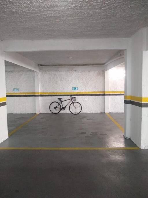 Apartamento Apto Central, 2 Quadras Da Praia, Com Estacionamento Balneario Camboriu